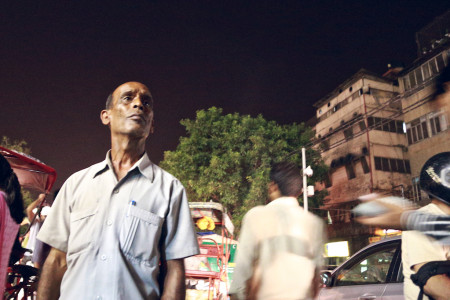 a lost looking person at chandni chowk old Delhi